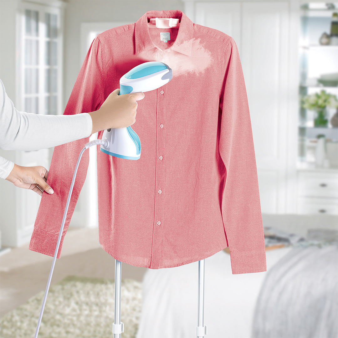 Black+Decker 1200W Hand Garment Steamer Black+Decker 1200W Hand Garment Steamer