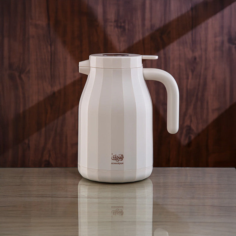 Almarjan Matt Ivory 1.5 Liter Vacuum Flask