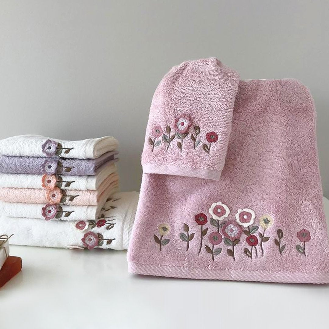 Maribor Towel Set 3D Embroidery (Enza) Size: 30X50 / 50X90 / 70X140 3-1011E | 0000183-0024 | Home & Linen | Home & Linen, Towels |Image 1