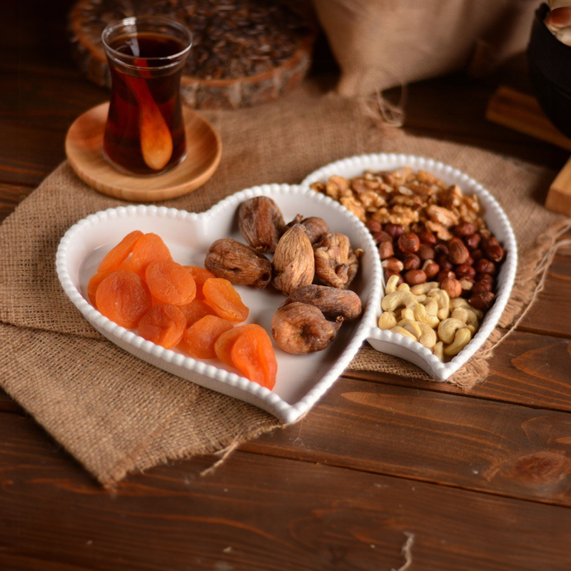 Bambum Amorillo - Heart Shaped Snack Tray | B1017 | Cooking & Dining, Serveware, Trays |Image 1
